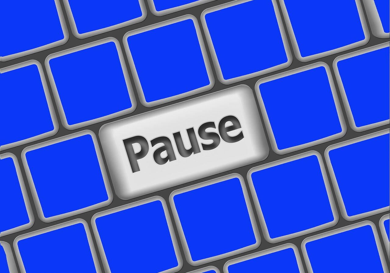 pause-g7bd031760_1280